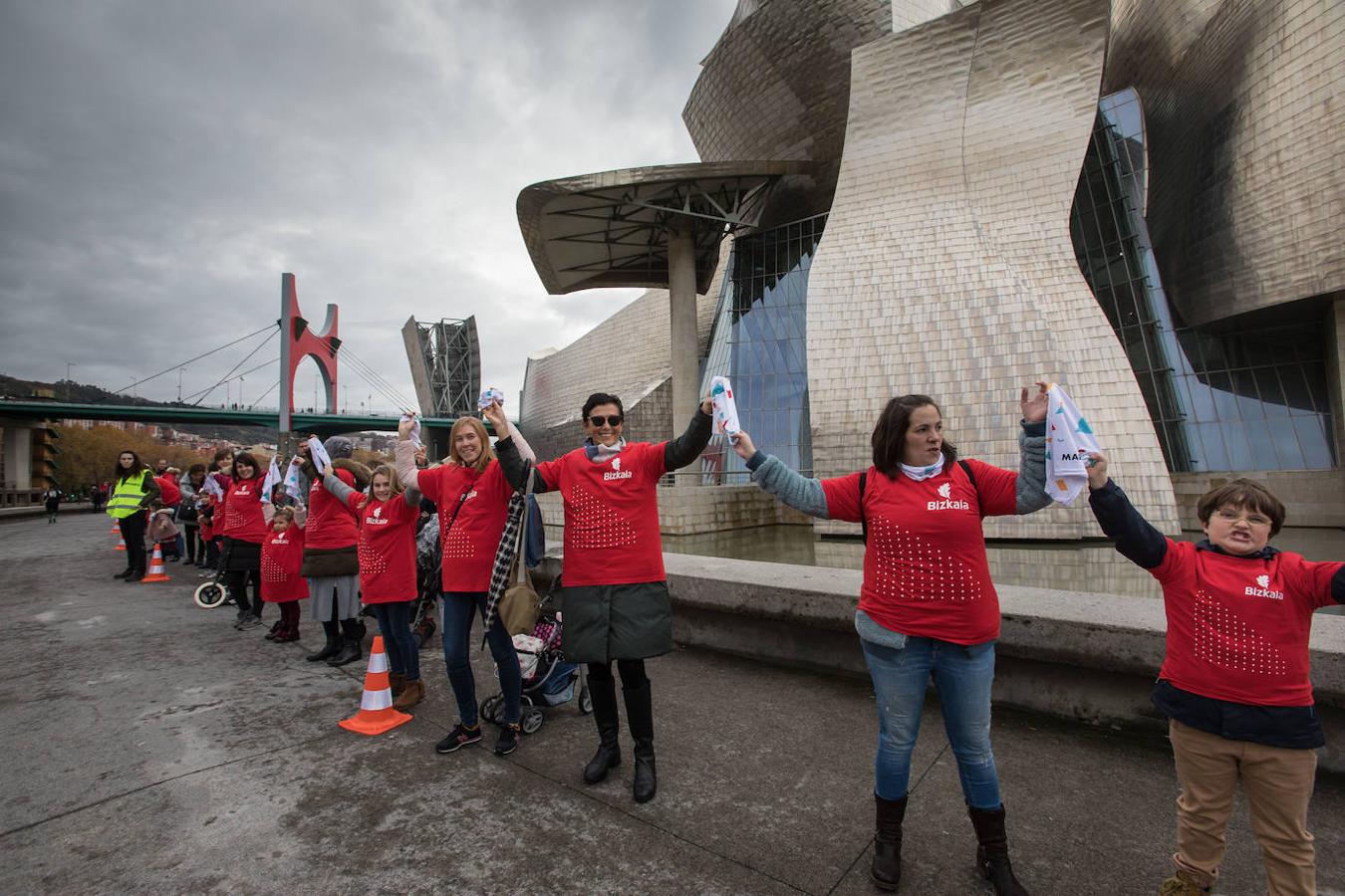 Fotos: Las mejores imágenes del abrazo solidario