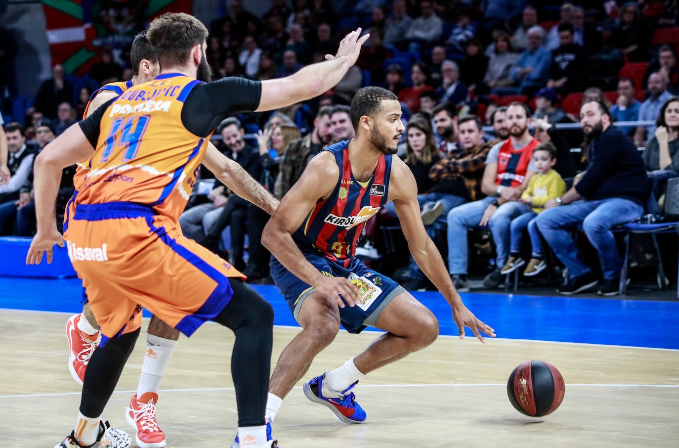 Fotos: Baskonia-Valencia Basket, en imágenes