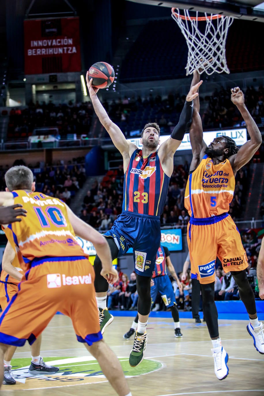 Fotos: Baskonia-Valencia Basket, en imágenes
