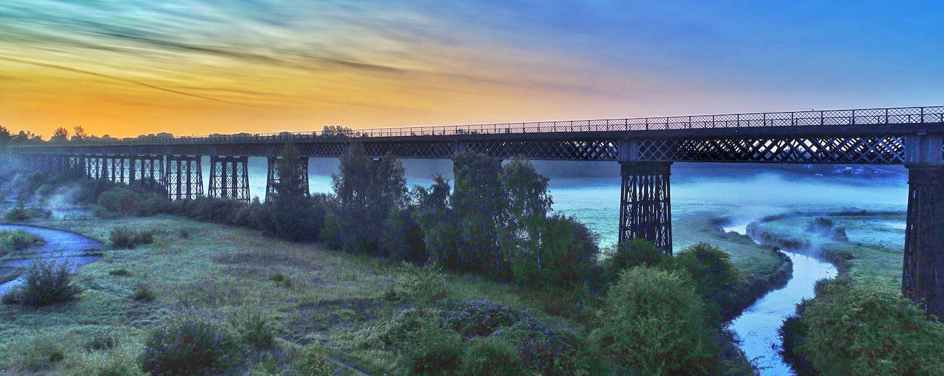 Viaducto de Bennerley (Derbyshire y Nottinghamshire, Inglaterra). «Los fondos ayudarán a que este viaducto, antiguo activo de la era industrial, vuelva a realizar un servicio comunitario para la recreación y el acceso al medio ambiente natural». WMF