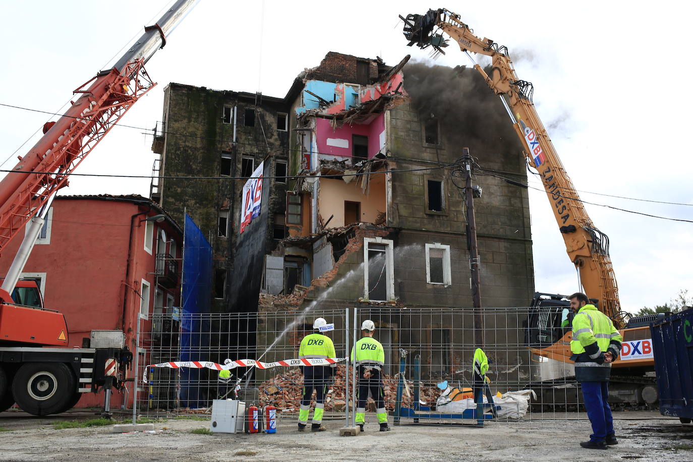 Fotos: Así esta siendo el derribo de las últimas infraviviendas de La Landa, en Zorroza