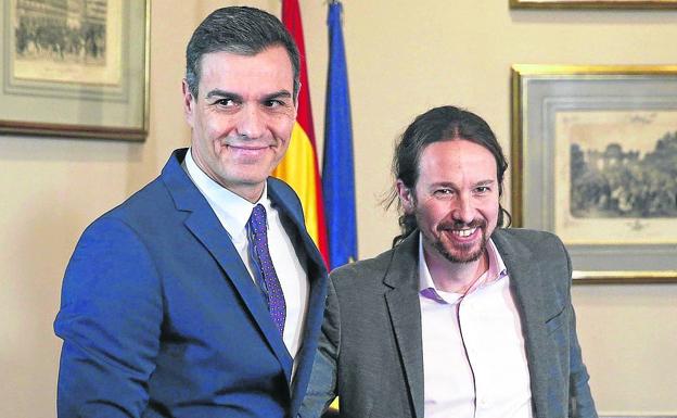 Pedro Sánchez y Pablo Iglesias, el día que firmaron el preacuerdo. 