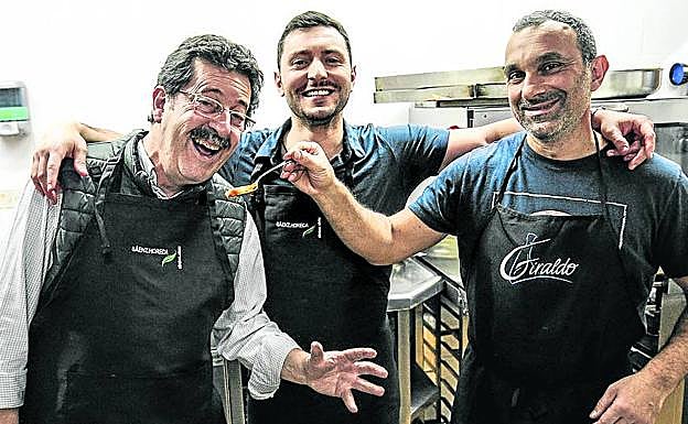 De izquierda a derecha, Horacio Manetto, Javi Mata y Antonio Salgado. 