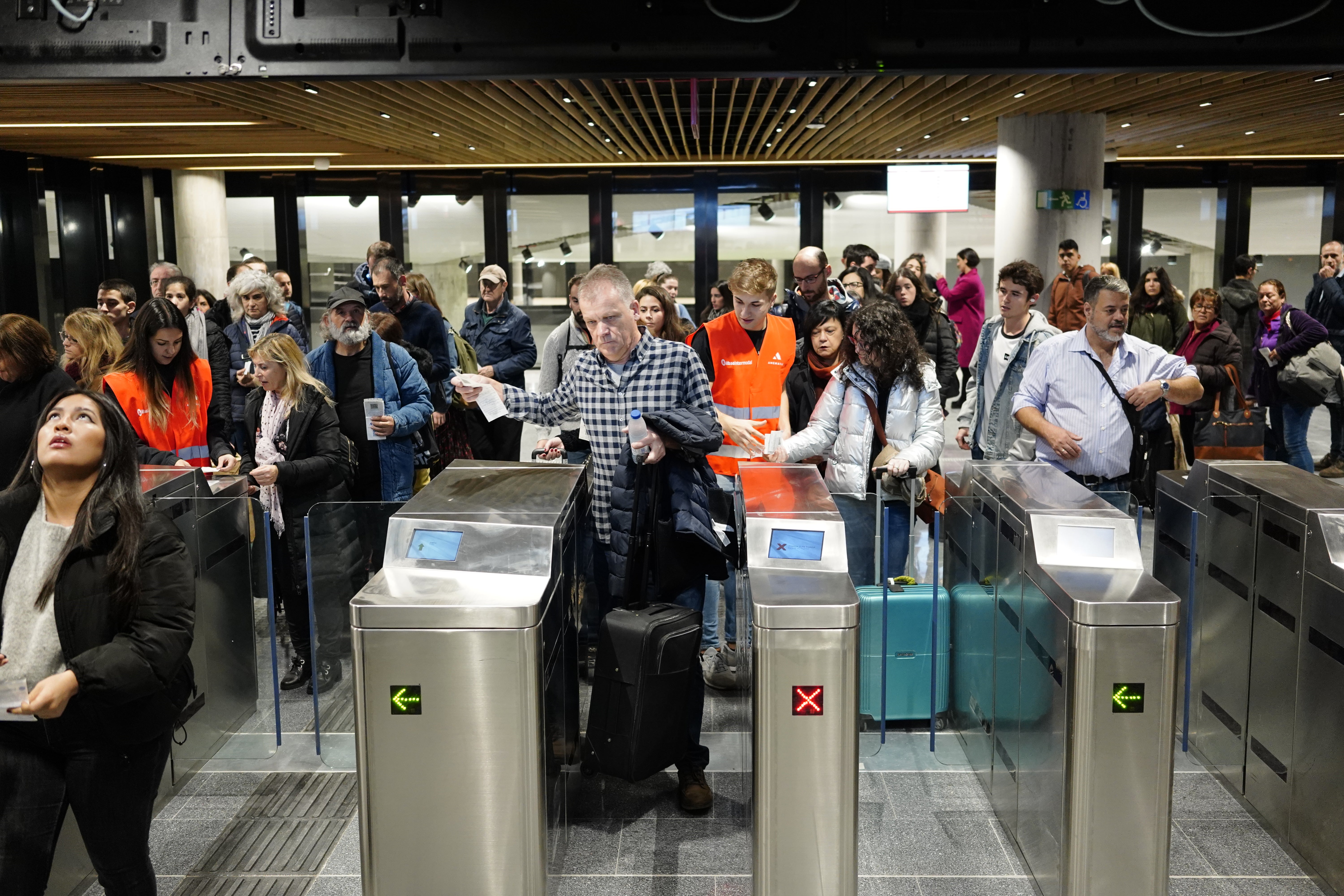 Fotos: El estreno de la estación intermodal, en imágenes