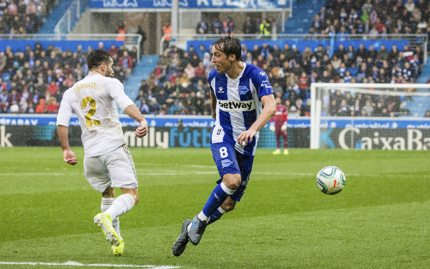 Fotos: Las mejores imágenes del Alavés-Real Madrid