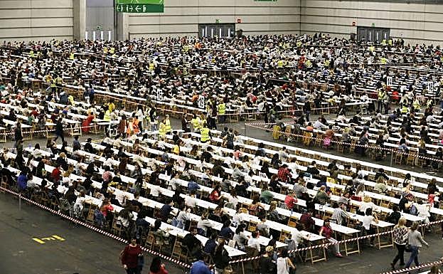 Salud rechaza parar dos especialidades más de la OPE ya que «no están entre las investigadas»