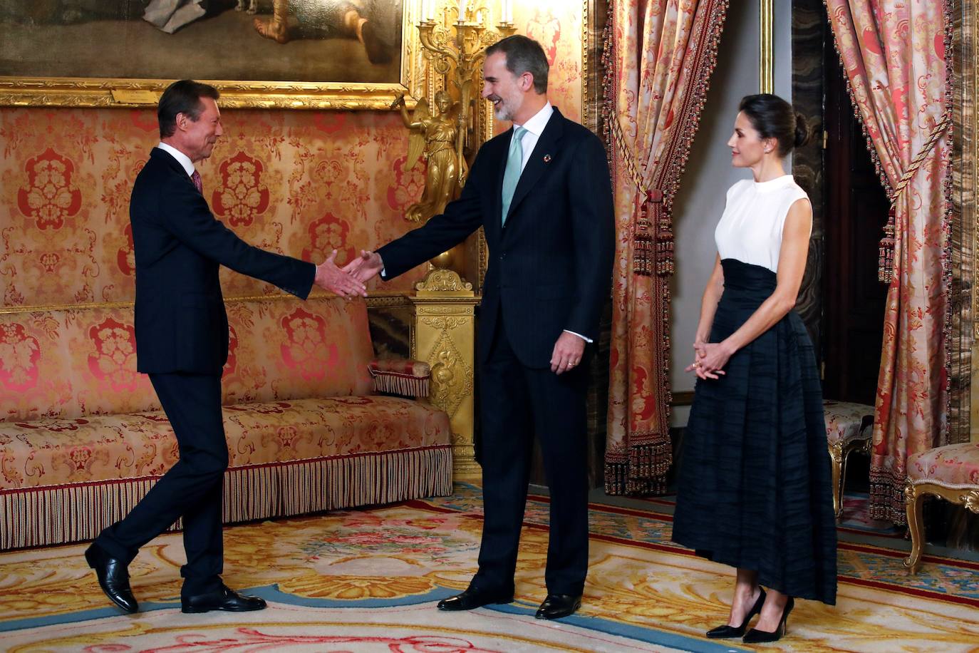 Fotos: La falda eco de H&amp;M de Letizia para la Cumbre del Clima