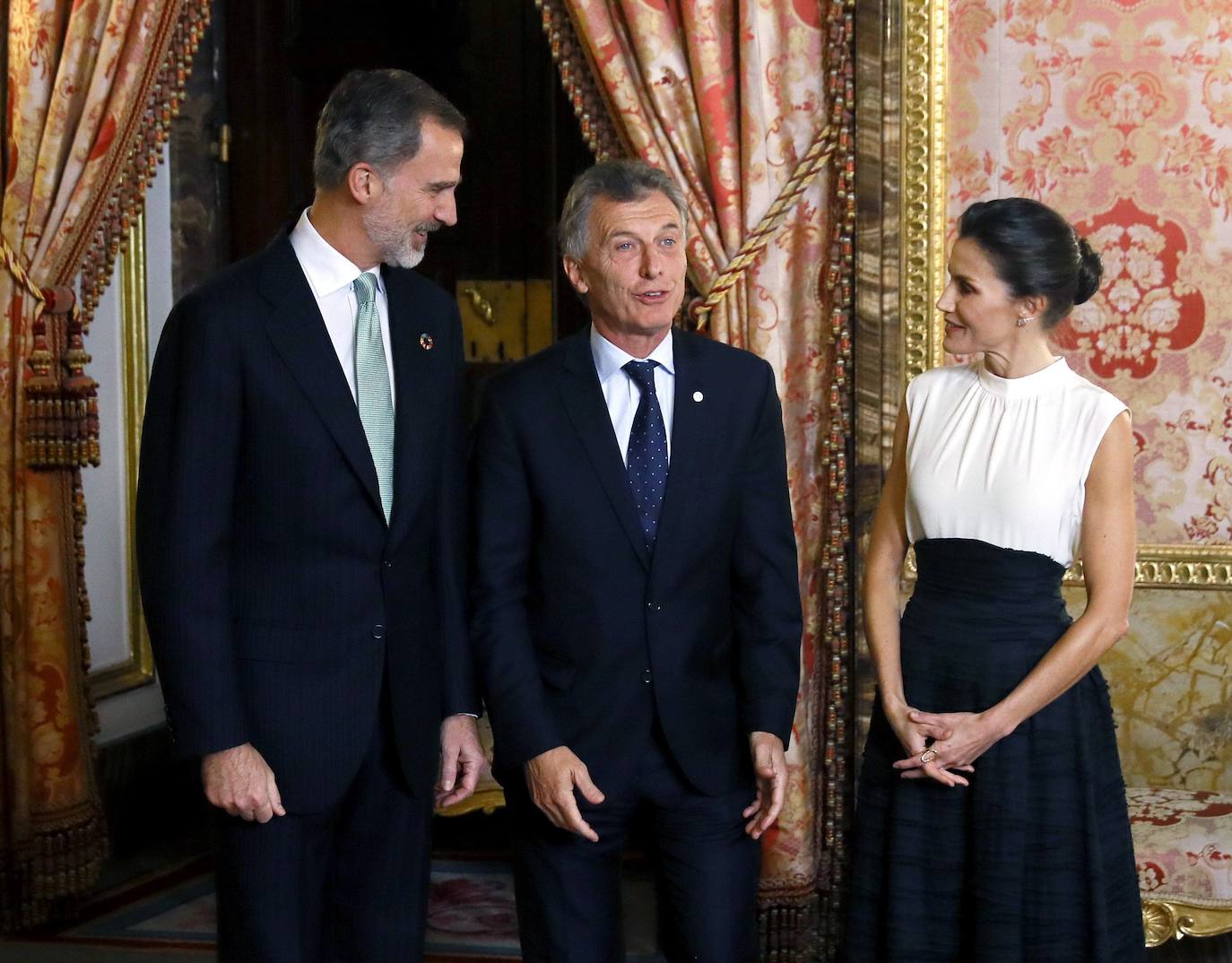 Fotos: La falda eco de H&amp;M de Letizia para la Cumbre del Clima