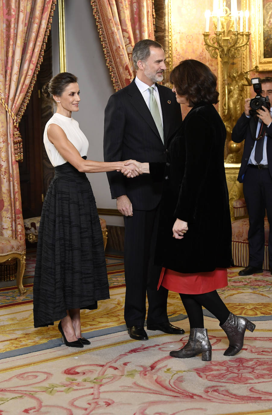 Fotos: La falda eco de H&amp;M de Letizia para la Cumbre del Clima