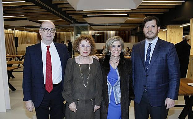 Luis Pérez de Lazarraga, Carmen Villahizán, Teresa Viguri y Héctor Viribay.