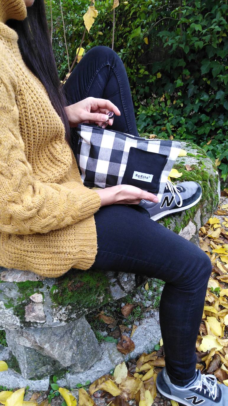 Fotos: La &#039;rarita&#039; que vino a Bilbao por amor y vende los bolsos favoritos de las estrellas de la tele