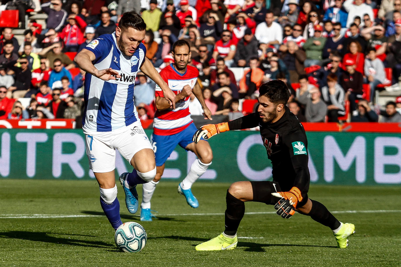 Fotos: Las mejores imágenes del Granada - Alavés