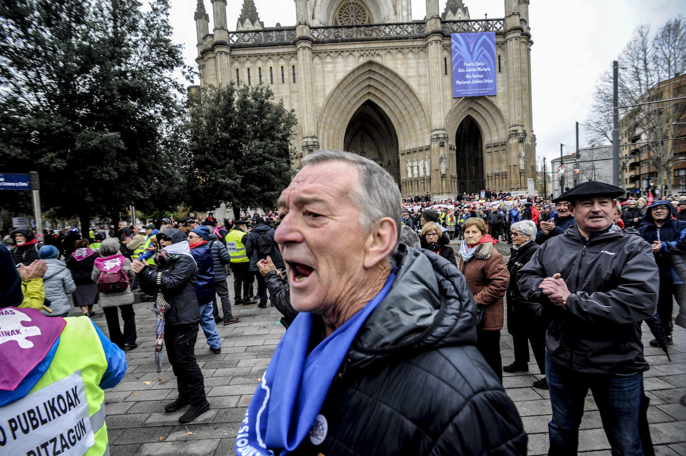 Una de las marchas ha partido desde el Palacio de Congresos Europa de Vitoria.