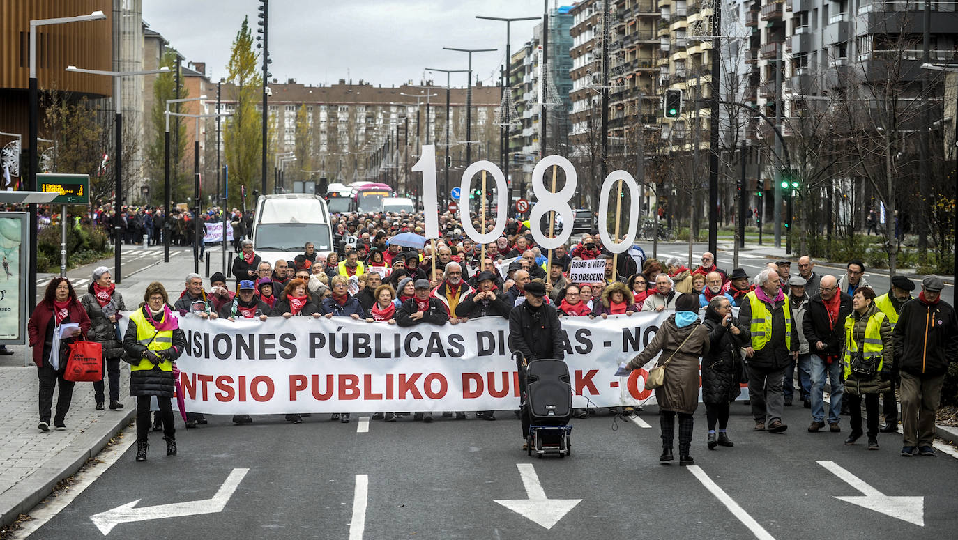 Una de las marchas ha partido desde el Palacio de Congresos Europa de Vitoria.