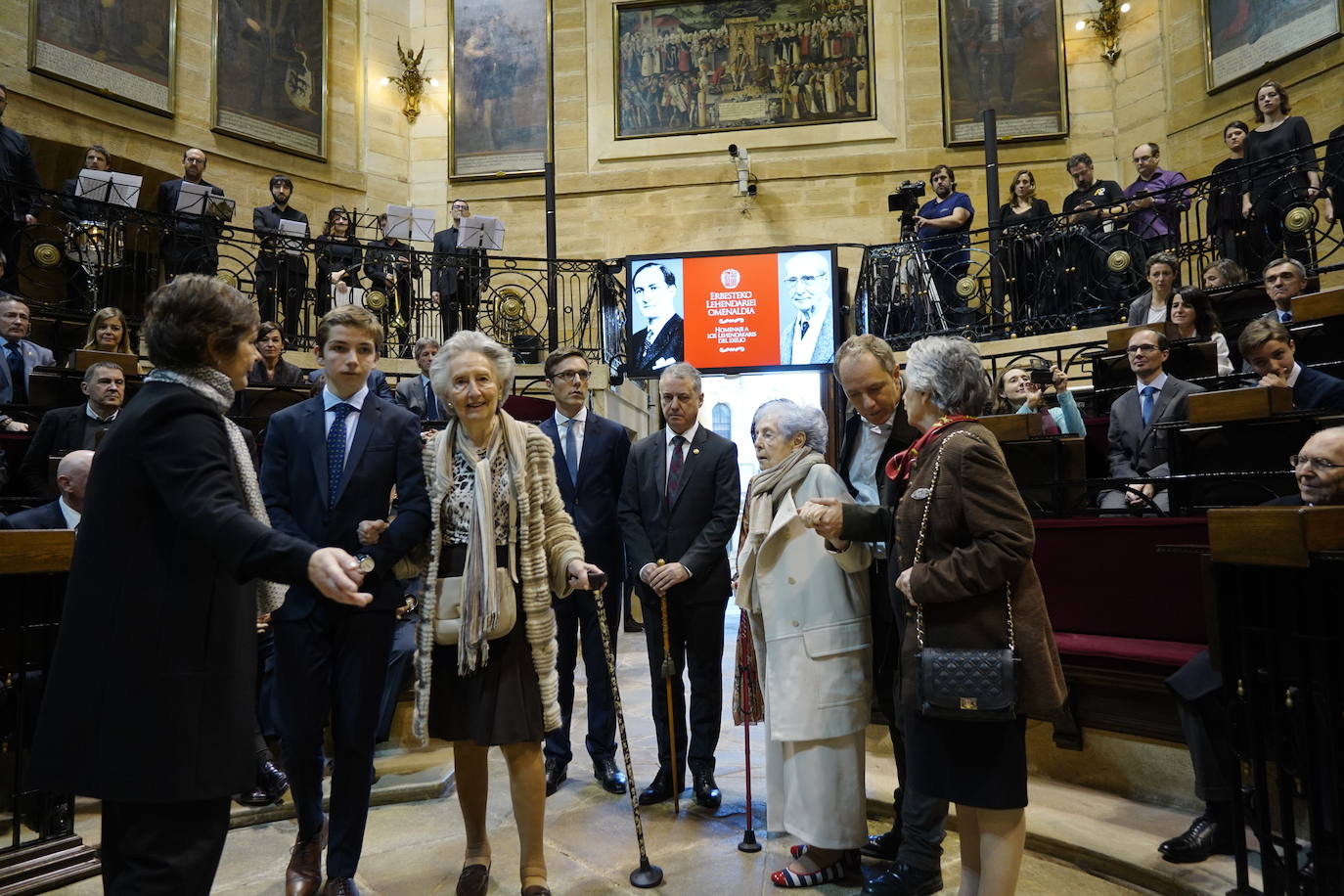 Fotos: Las imágenes del encuentro entre exlehandakaris en Gernika