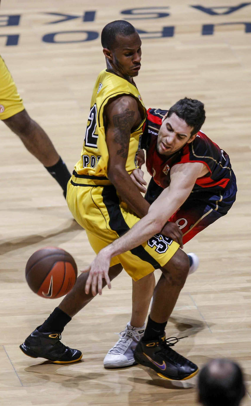 Fotos: Las fotos de Sergi Vidal, un histórico del Baskonia