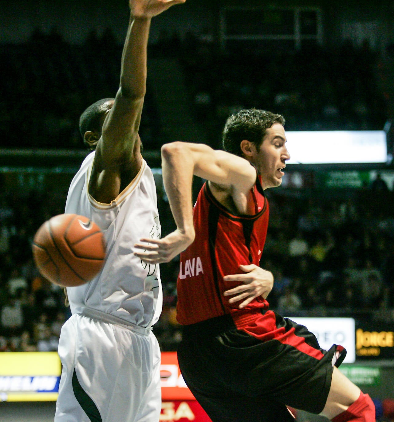 Fotos: Las fotos de Sergi Vidal, un histórico del Baskonia