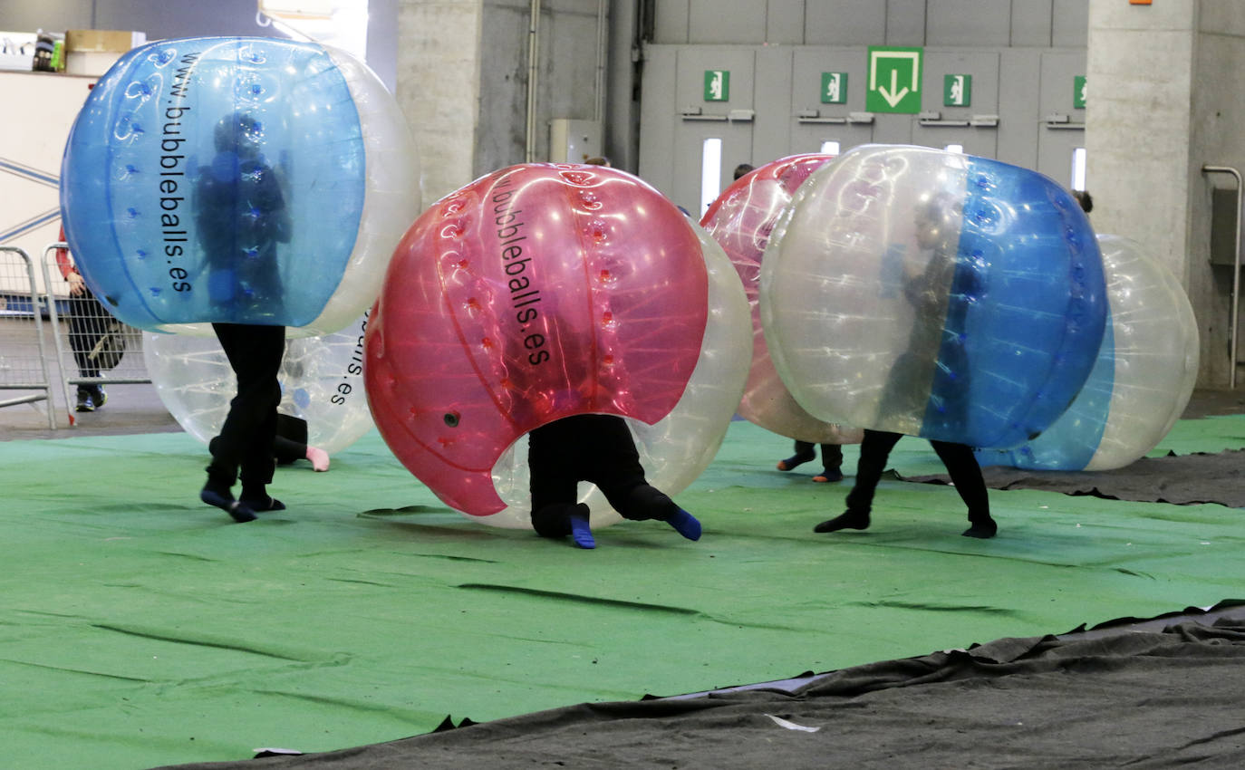 Fotos: El PIN levanta el telón en el BEC