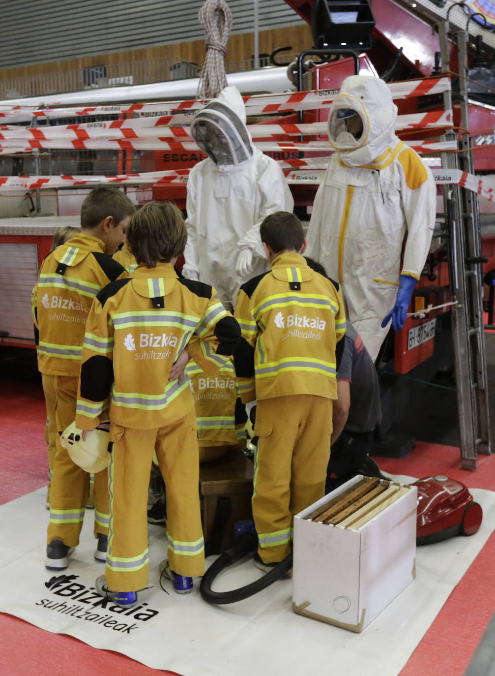 Fotos: El PIN levanta el telón en el BEC