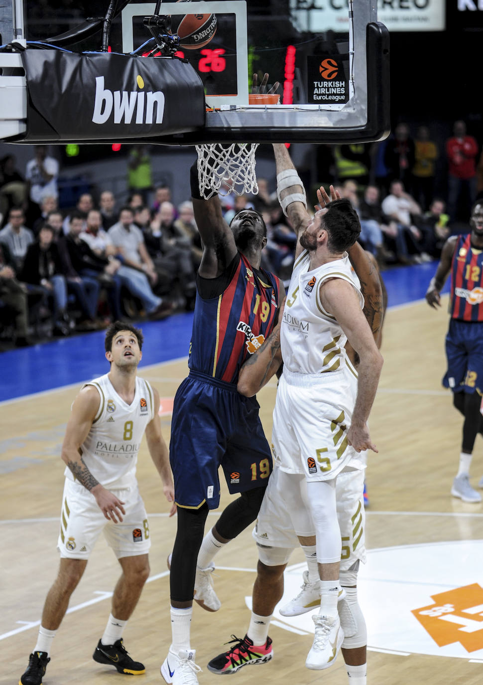 Fotos: Las fotos del Baskonia - Real Madrid