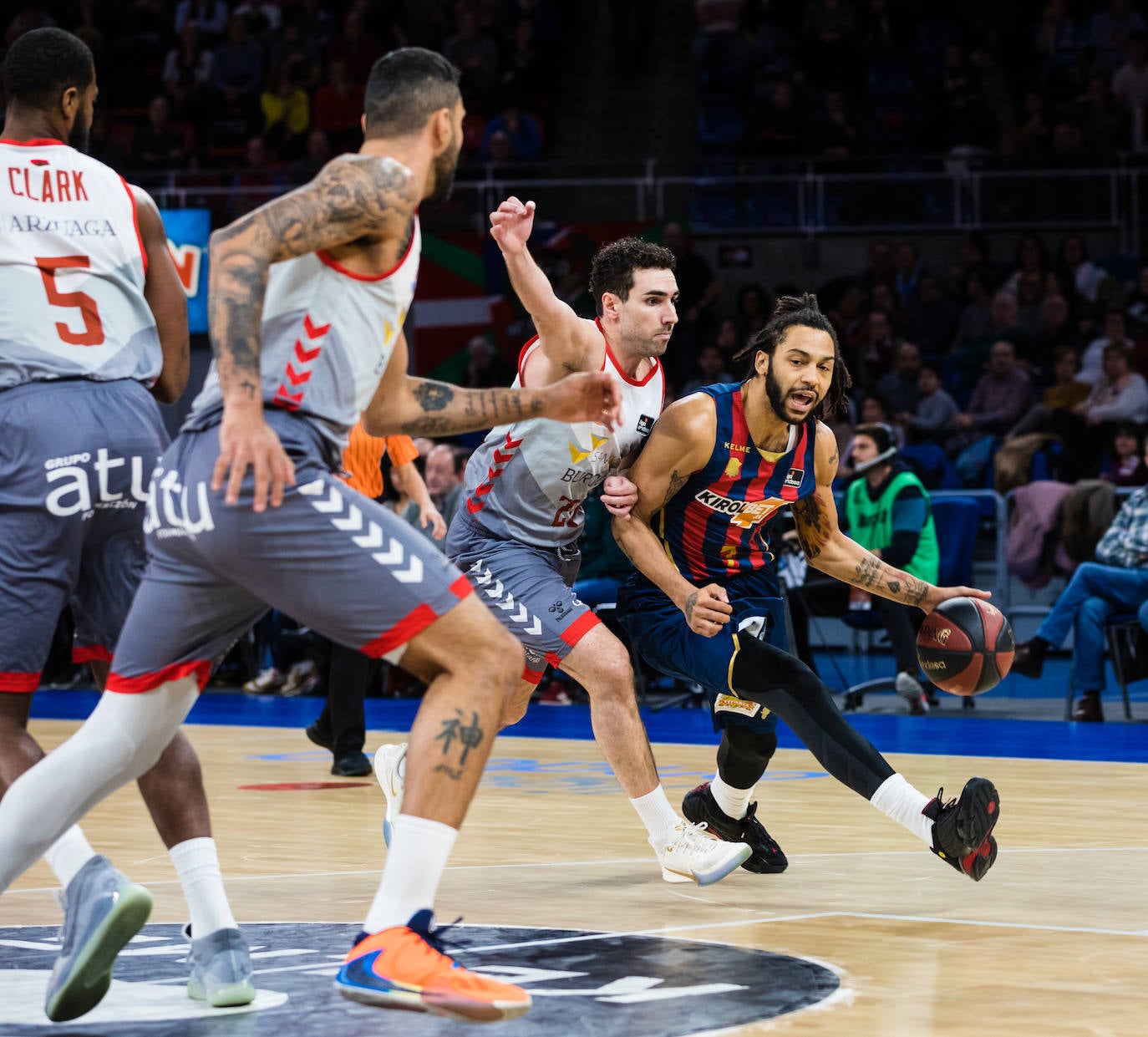 Fotos: Las mejores imágenes del Baskonia - Burgos