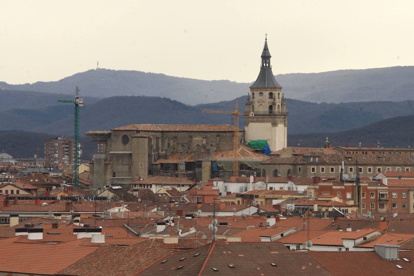 Reconocimiento a la Catedral Vieja . La Fundación Catedral Santa María recibió el Premio Patrimonio Arqueológico Europeo 2019. Se trata de un galardón que valora una restauración, la de la Catedral Vieja de Vitoria, que ha inspirado proyectos en España, Europa, América Central y del Sur.