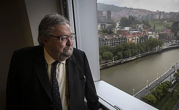 El Ararteko, Manu Lezertua.