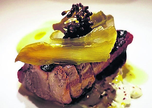 Chutoro de atún rojo con holandesa. 