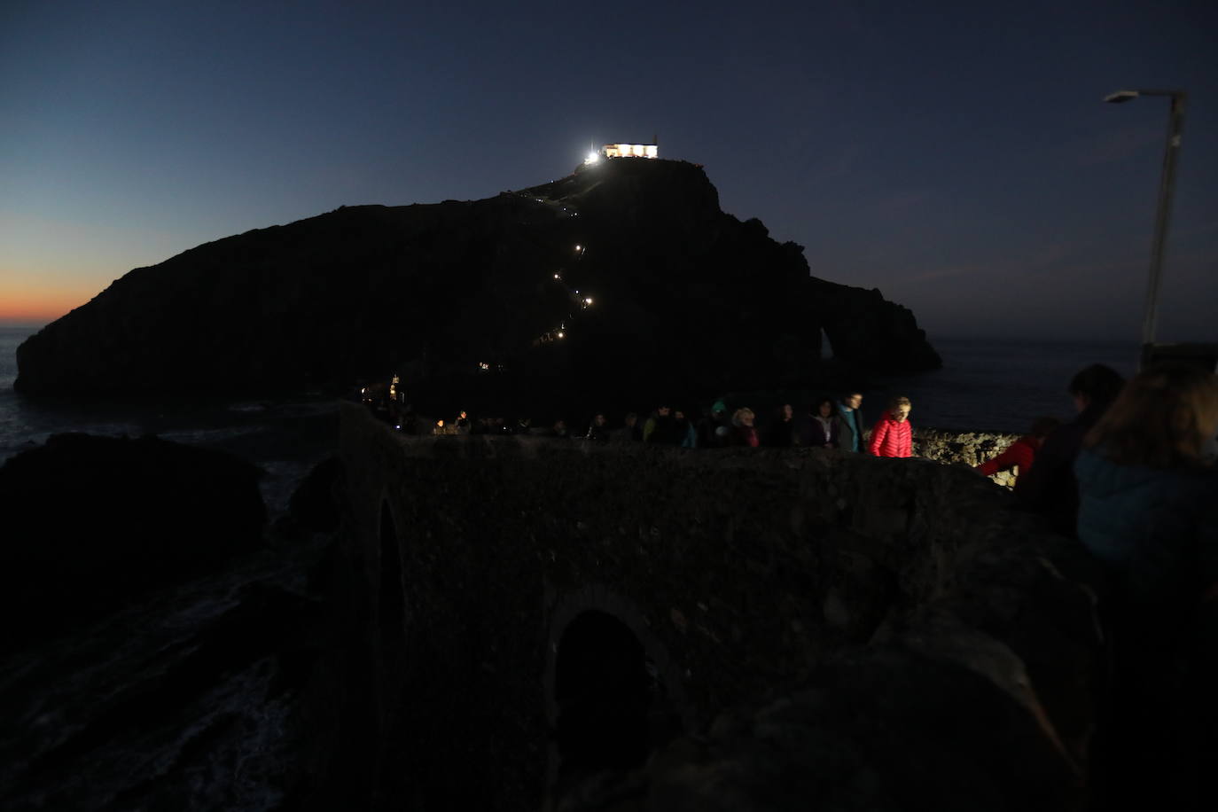 Fotos: La última misa del año en Gaztelugatxe