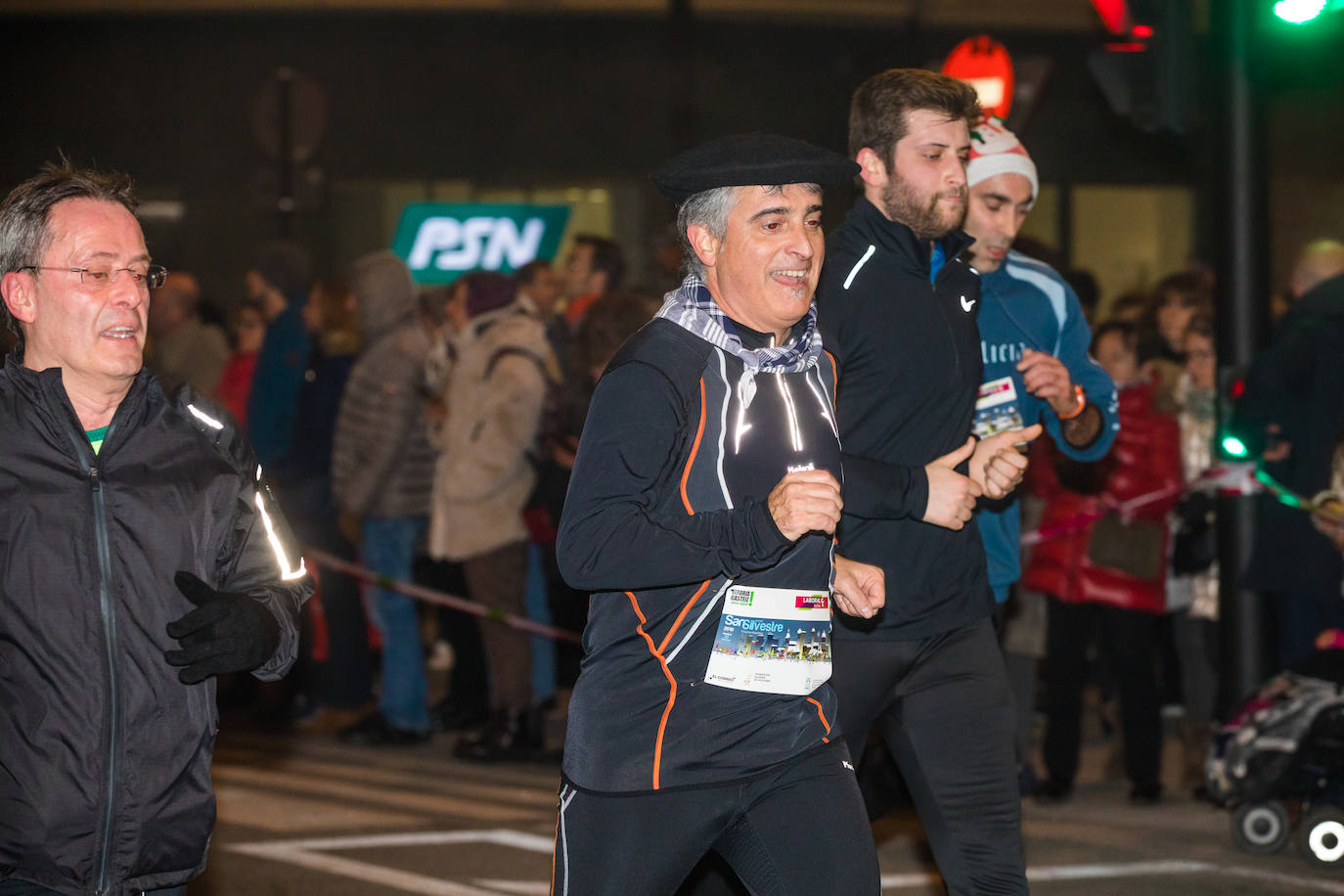 Fotos: Las fotos de la San Silvestre de Vitoria