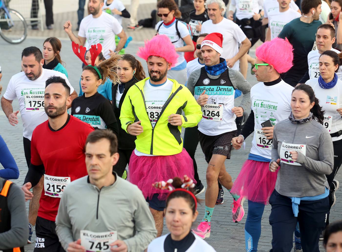 Fotos: Bilbao se llena de &#039;runners&#039; por la San Silvestre de Rekalde