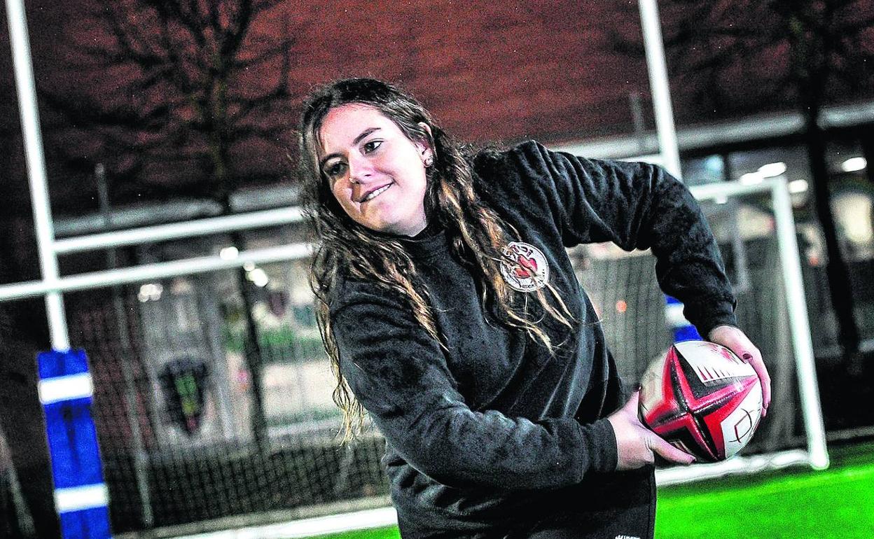 Miren Bengoa, en uno de los entrenamientos con el Gaztedi Neskak. 