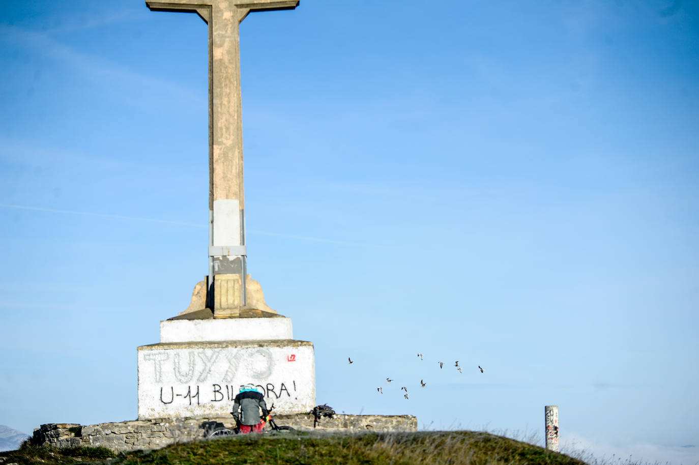 El frío y los bancos de niebla han vuelto a ser protagonistas en Álava. Tobillas, con -5,7 grados, ha marcado la mínima este 2 de enero en el territorio histórico. Salvatierra y Antoñana, con -3,6, y Vitoria, con -2,6 grados, son otros de los rincones de la geografía alavesa donde las temperaturas han caído por debajo de cero.