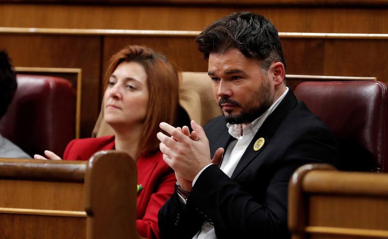 Gabriel Rufián durante el discurso de investidura