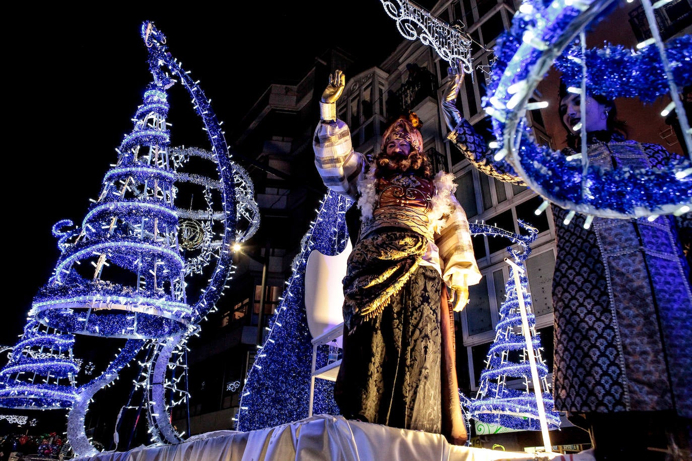 Fotos: La cabalgata de los Reyes en Vitoria, en imágenes