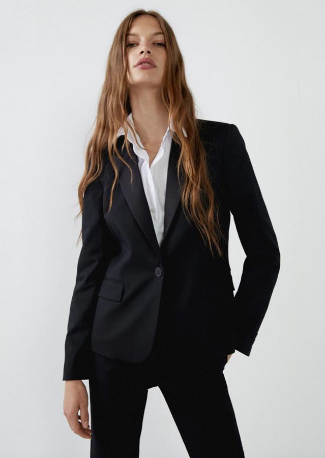 Fotos: Aprovecha las rebajas para renovar tus looks de oficina con estas nueve blazers