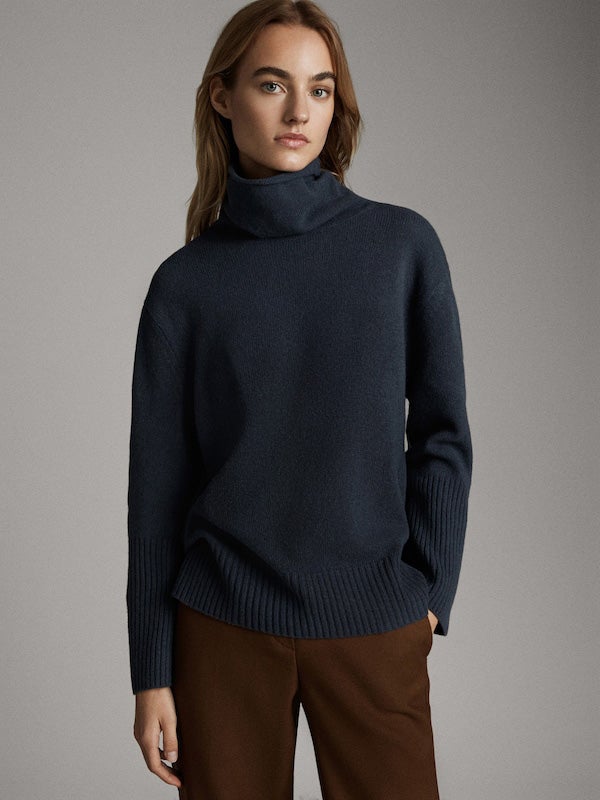 Jersey capa de lana y cashmere, de Massimo Dutti (69,95 euros).