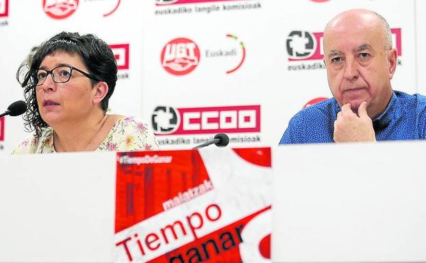 Loli García (CC OO) y Raul Arza (UGT) en un acto anterior.