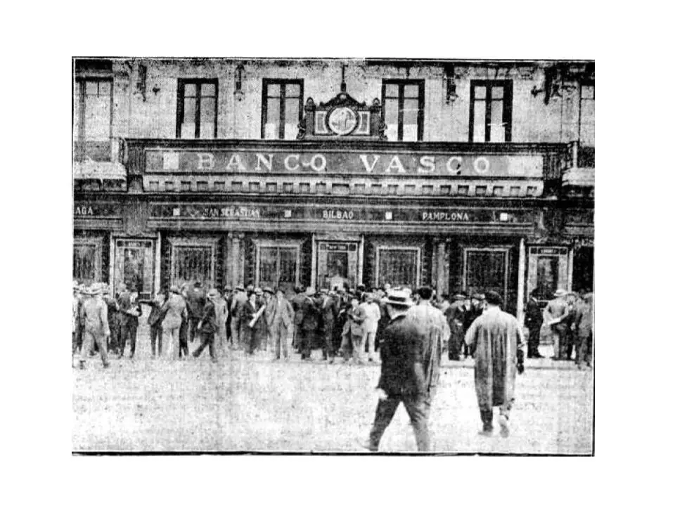 El Banco Vasco, en el Arenal, el día en que suspendió pagose, 2 de septiembre de 1925.