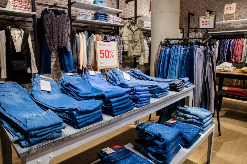 Pantalones vaqueros de la marca Pepe Jeans al 50%
