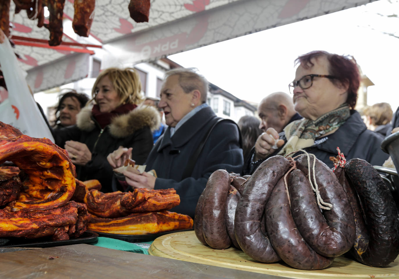 Mungia disfrutó de la tradicional feria con entusiasmo y con la presencia de ilustres invitados como Aitor Elizegi, presidente del Athletic