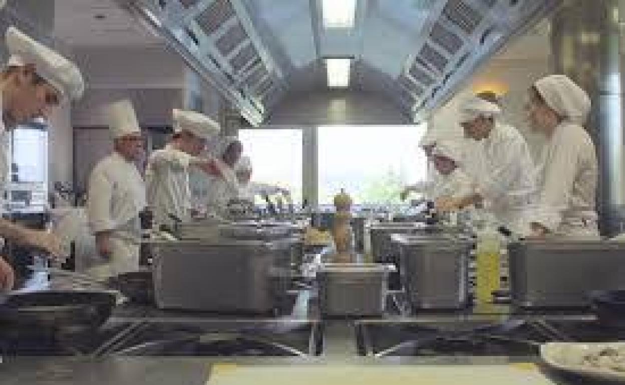 Ander Iriarte eta Aitor Bereziartuaren filmaren fotograma bat. 