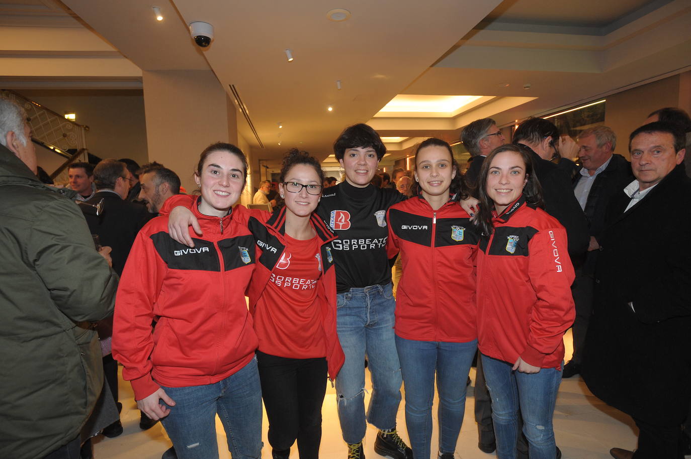 Jessica Martínez, Andrea Marín, Jone Guarrotxena, Elena Alonso y Jessica Cruz ‘Pitxi’.