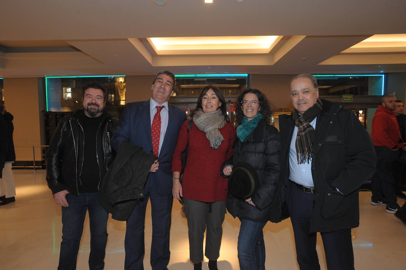 José Manuel López de la Manzanara, Xabier Basañez, Ana Aurtenetxe, Beatriz Marcos y Eduardo Gallo. 