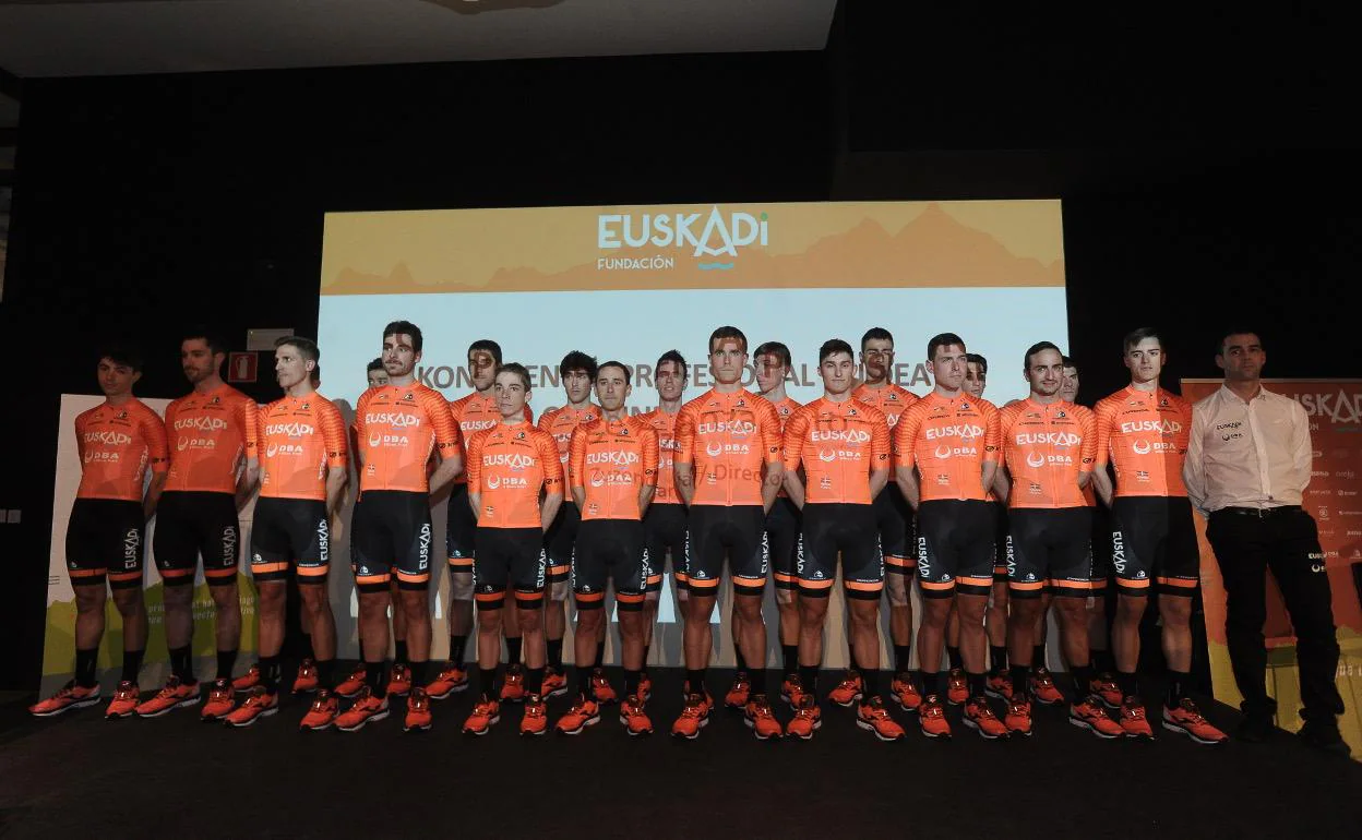 Euskadi, el equipo ciclista masculino de la Fundación Euskadi en 2020.