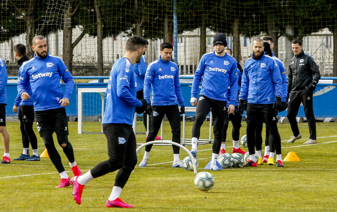 Fotos: El Alavés prepara el partido ante el Villarreal