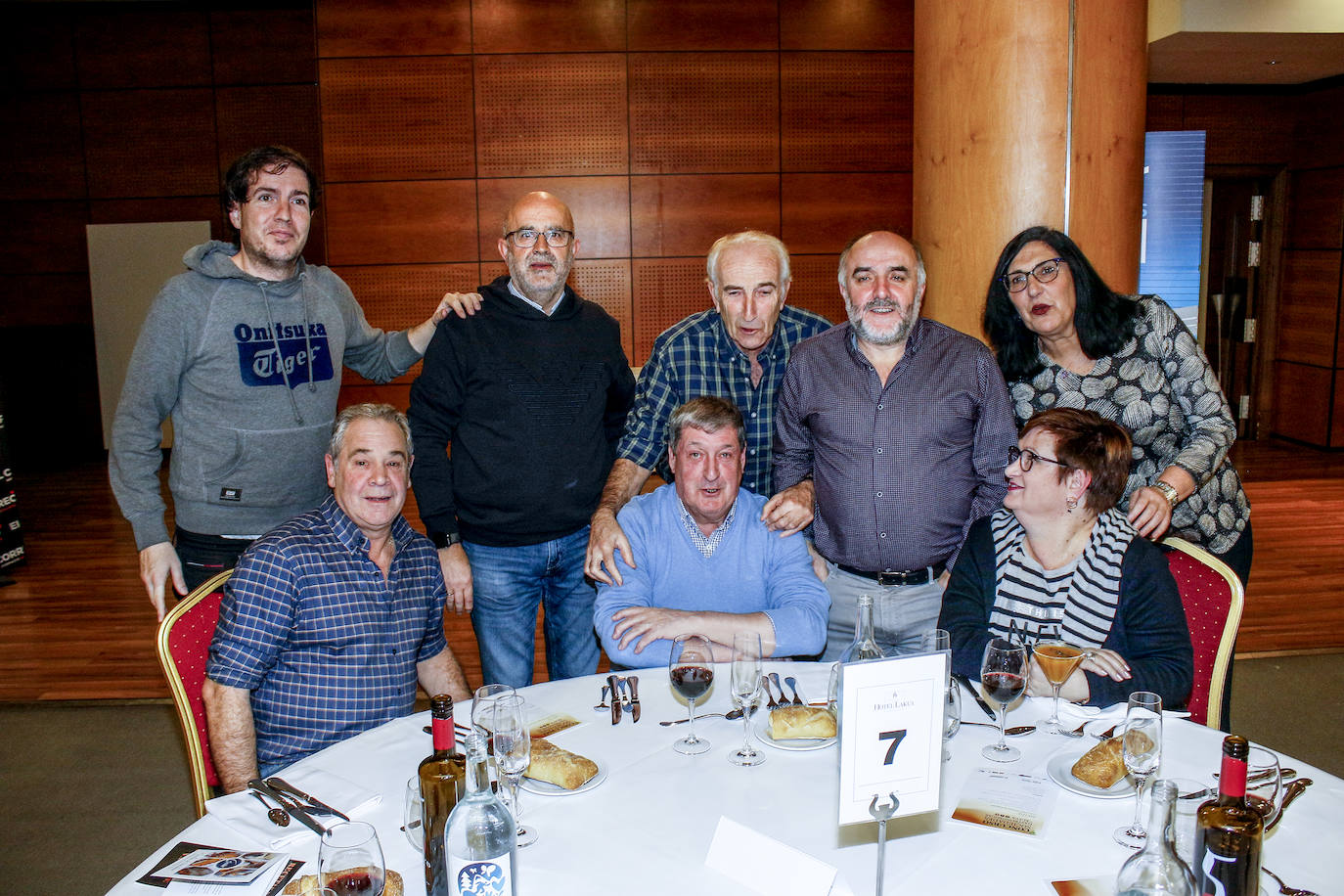 Fotos: Entrega de premios del XXIII Concurso de Sociedades Gastronómicas de Álava EL CORREO