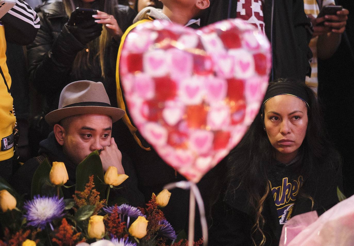 Las caras de incredulidad eran mayoritarias entre los aficionados que aún no asimilaban la noticia.