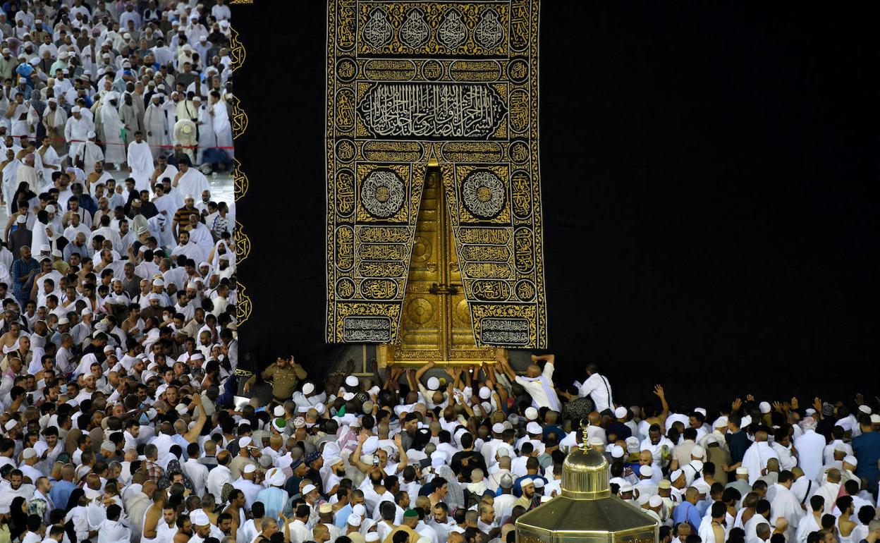 Estafados al querer viajar a La Meca desde Euskadi