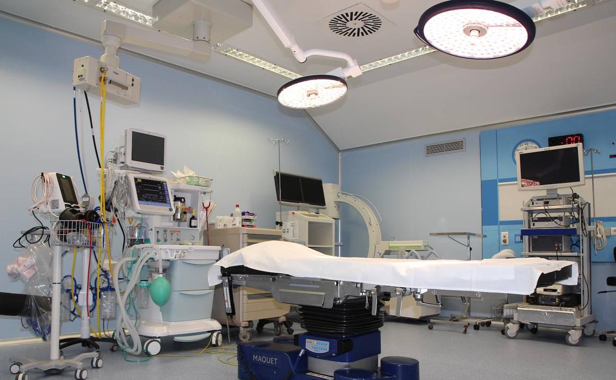 La segunda planta del centro cuenta con un total de cinco quirófanos